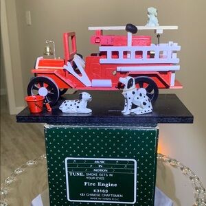 Berkeley Design Fire Engine Music Box w/Dalmatians “Smoke Gets in Your Eyes” NWT